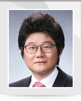 김우석(金佑錫) 사진