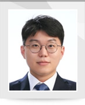 김용훈(Kim Yonghun) 사진